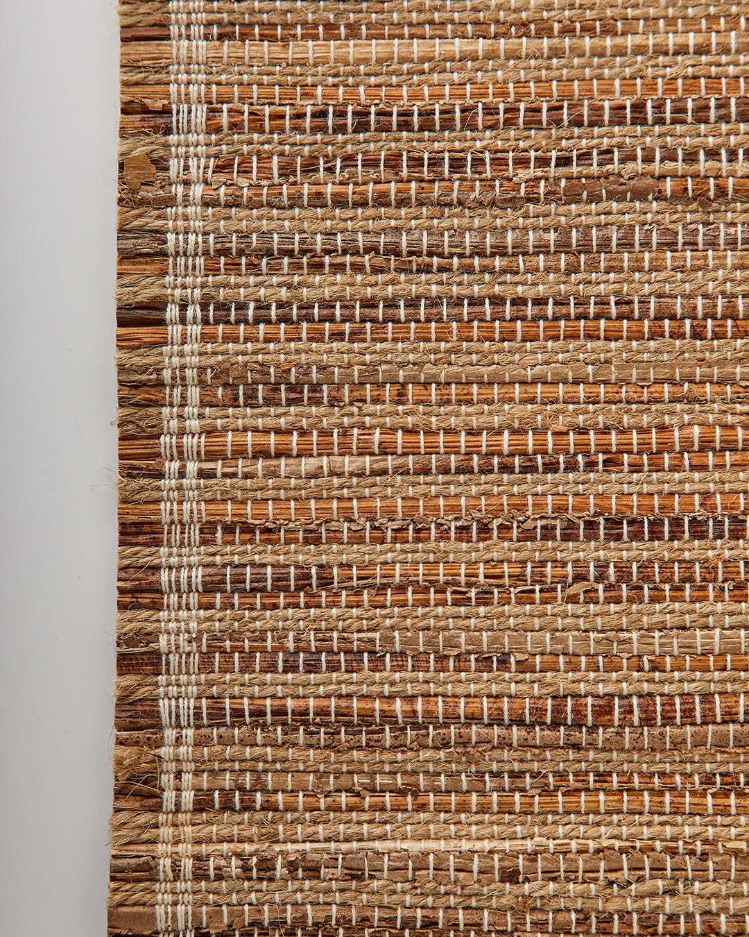 Mann – Table Runner