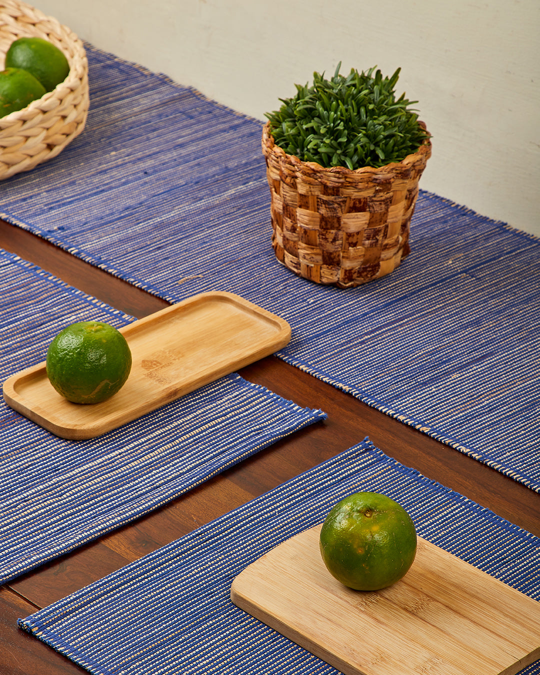 Alai – Table Runner