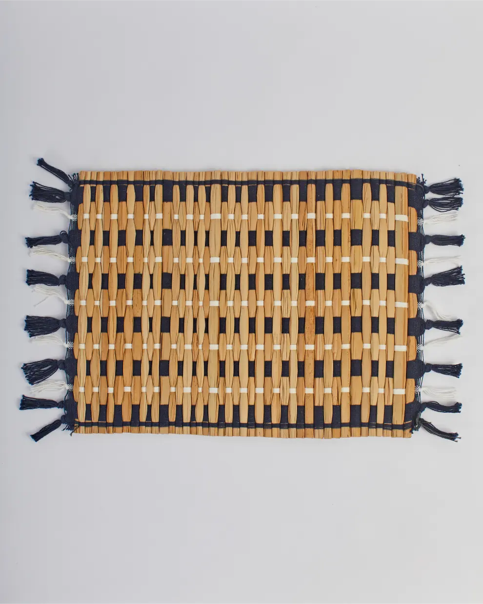  trivet with cotton weave detail