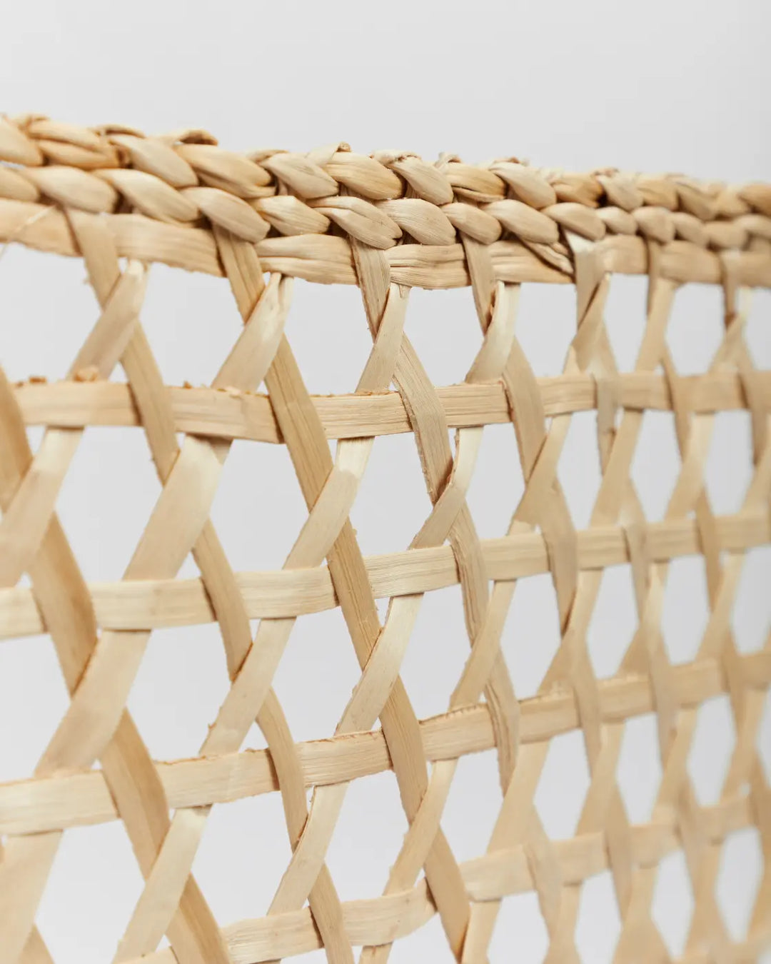 Roni – Banana Fiber Diamond Weave Placemat