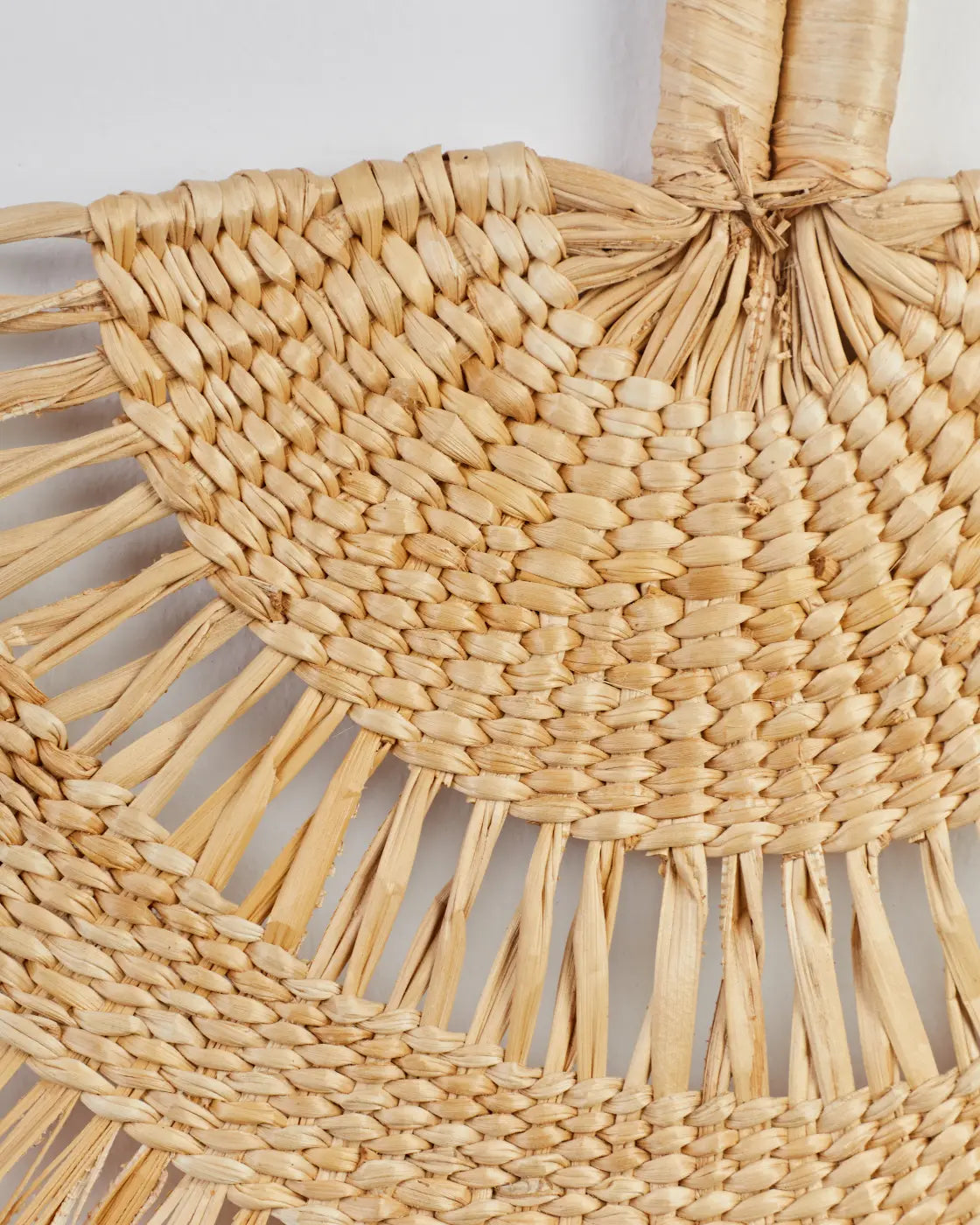 Chand – banana fiber woven wall decor