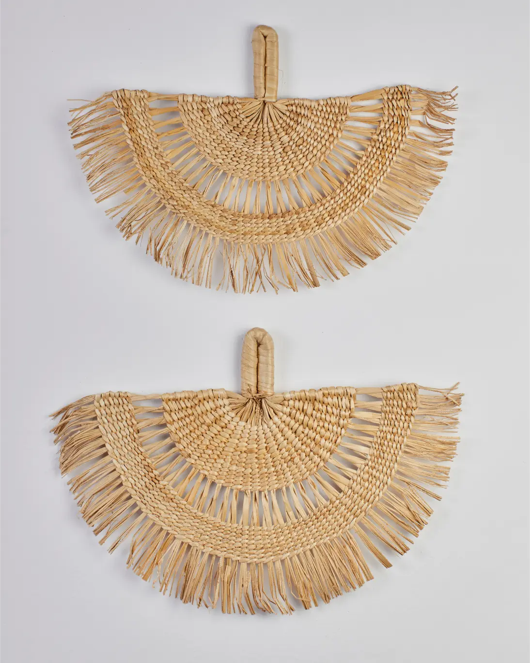 Chand – banana fiber woven wall decor
