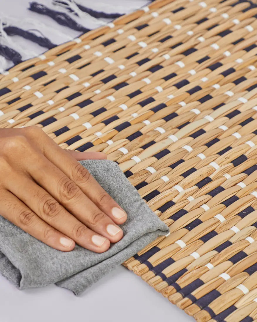 Triva – Water Hyacinth Heat Pad/ Trivet with Cotton Weave Detail