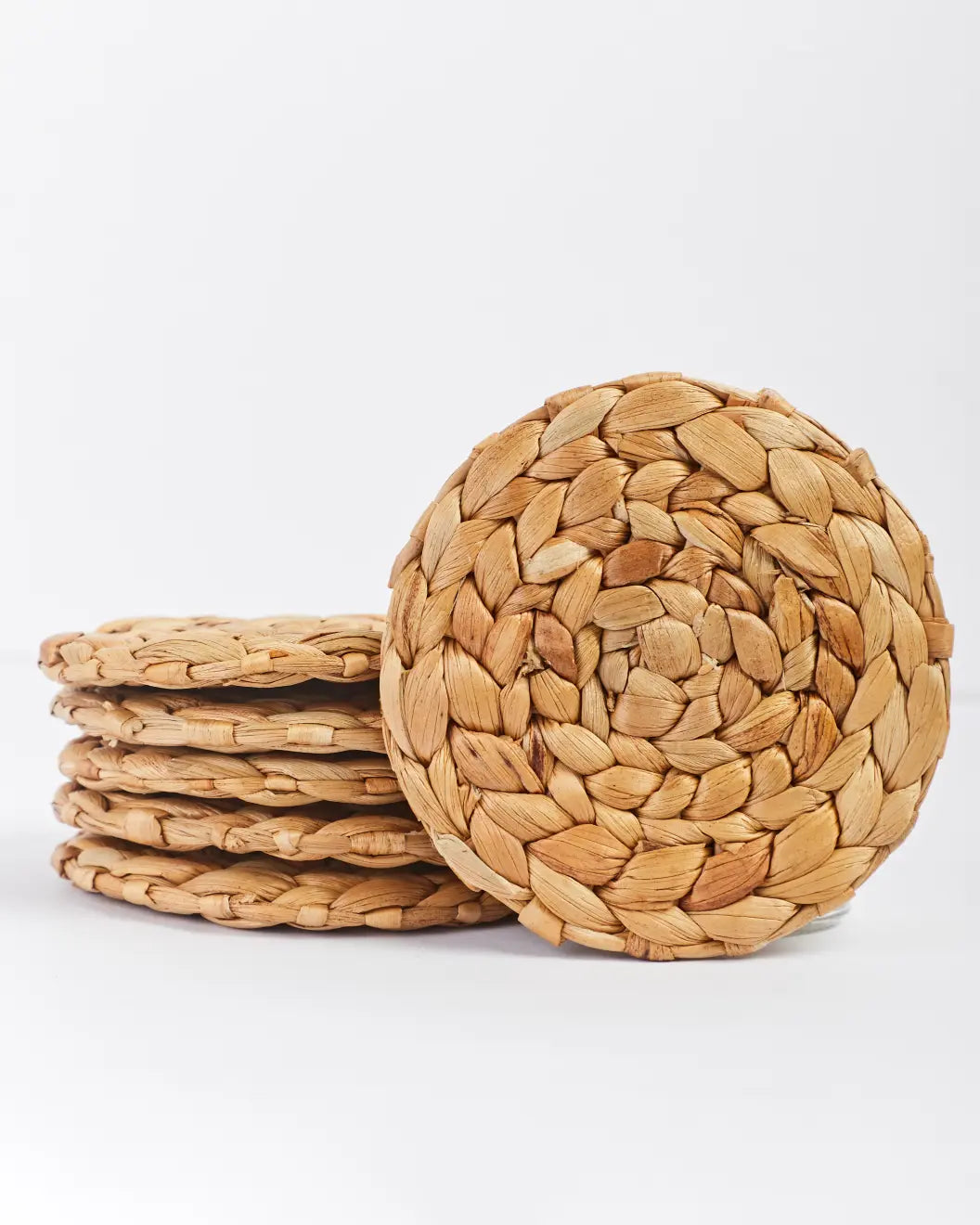 Arin – Water Hyacinth Coaster