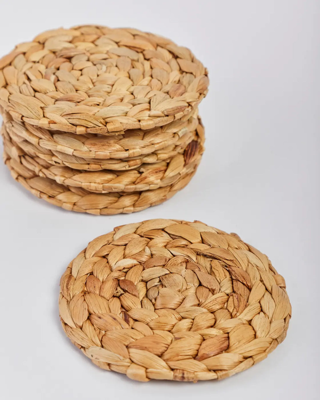 Arin – Water Hyacinth Coaster