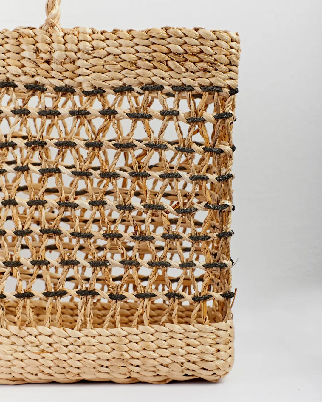 Risha - Banana Fiber Beach Tote Bag with Weave Detail