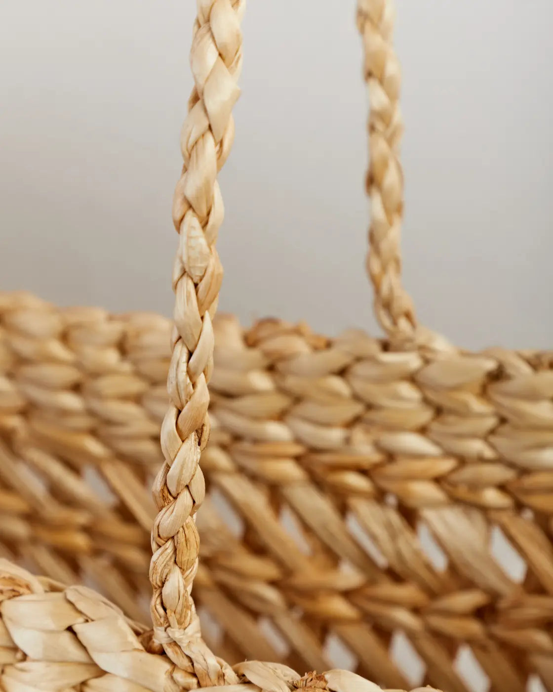 Havi   oversized banana fiber beach tote bag